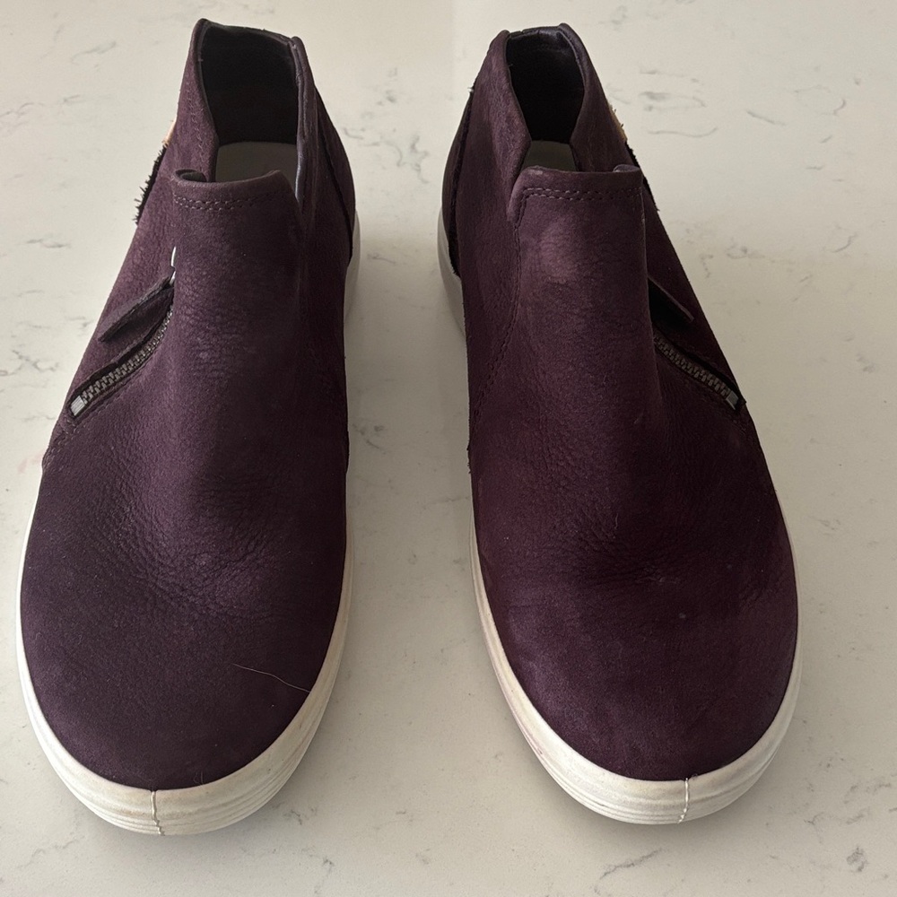 Ecco Soft 7 Women's Purple Slip-On Sneakers